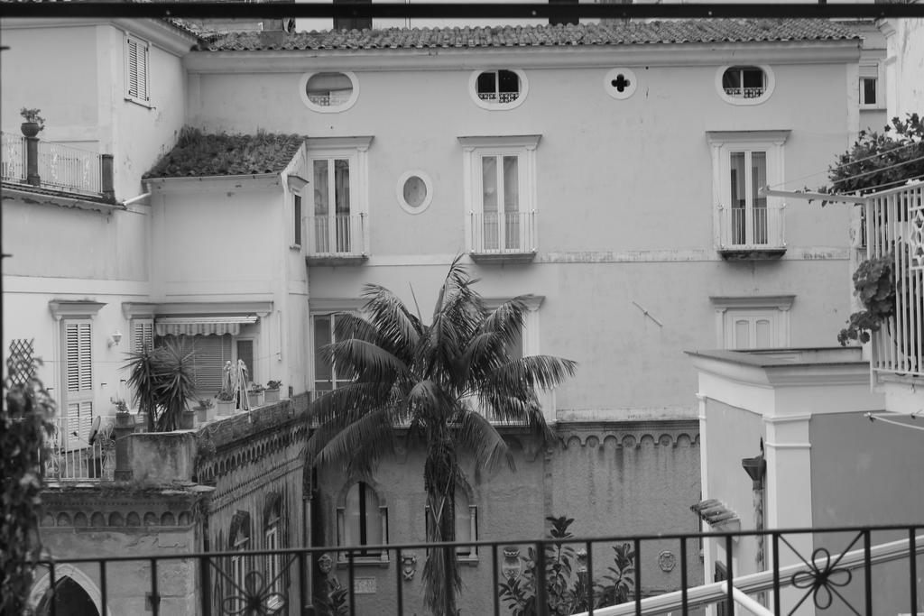 Casa Vacanze Nonna Raffa อามาลฟี ภายนอก รูปภาพ